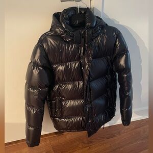 SuperPuff in shiny black